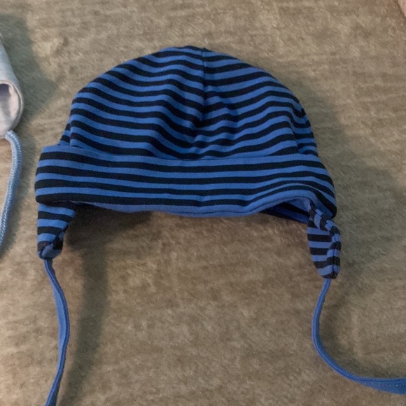 Baby hats . Blue and white - Picture 4 of 9